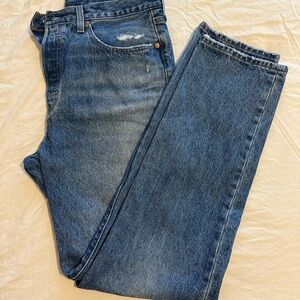 Woman’s 501 Levi’s jeans